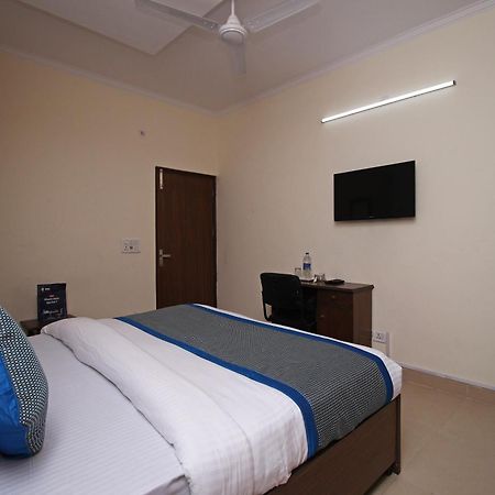 Hotel O Surya Palace New Delhi Exterior photo